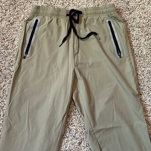 Sykooria Light Weight Nylon Athletic Pants. Size Medium